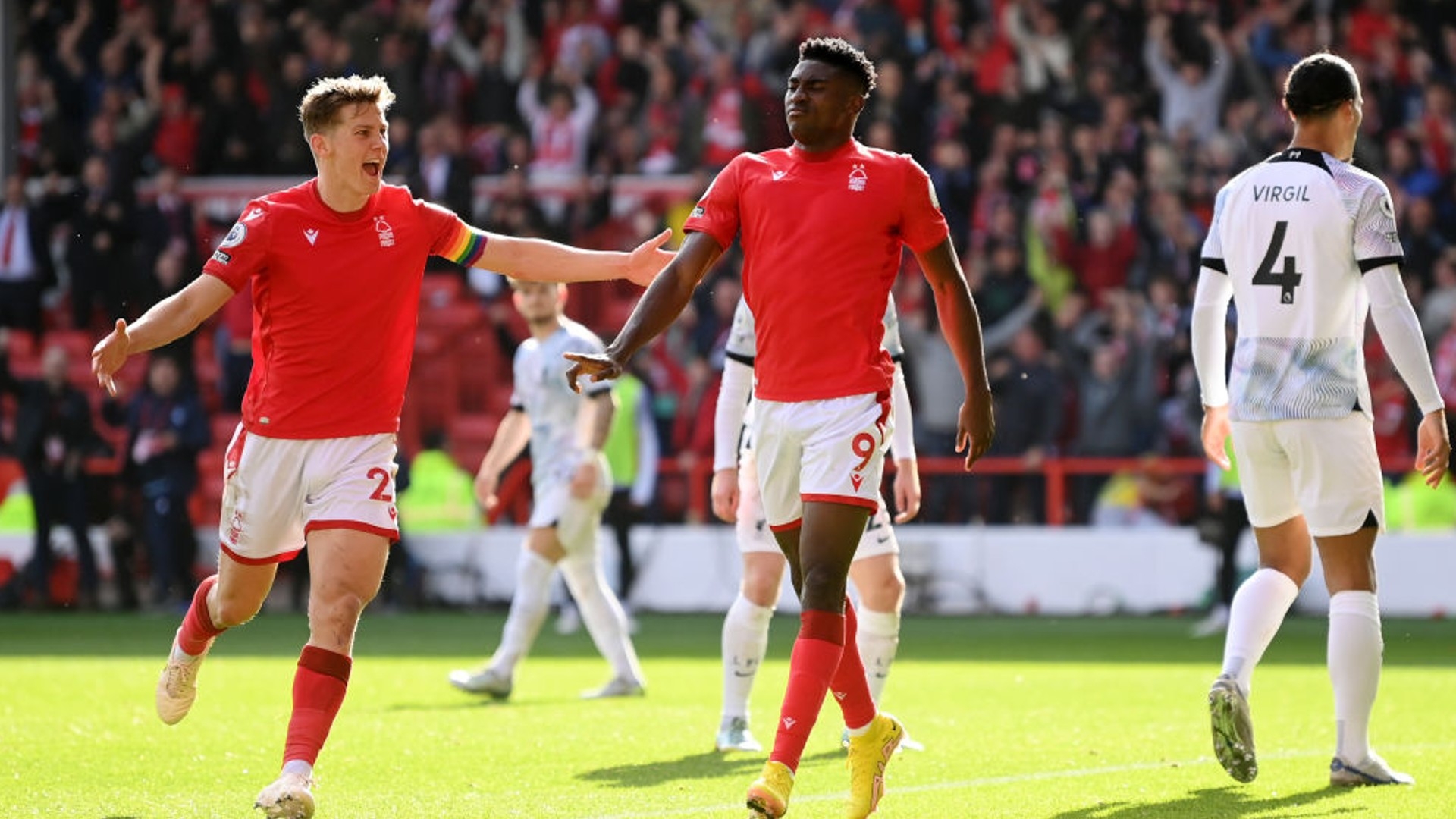 也使他成为 也使他成为