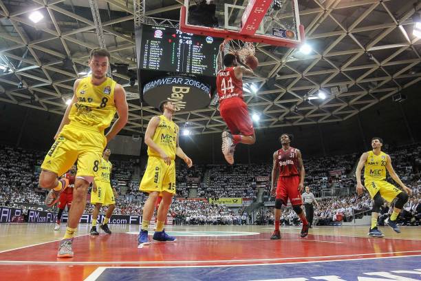 通过客场击 通过客场击